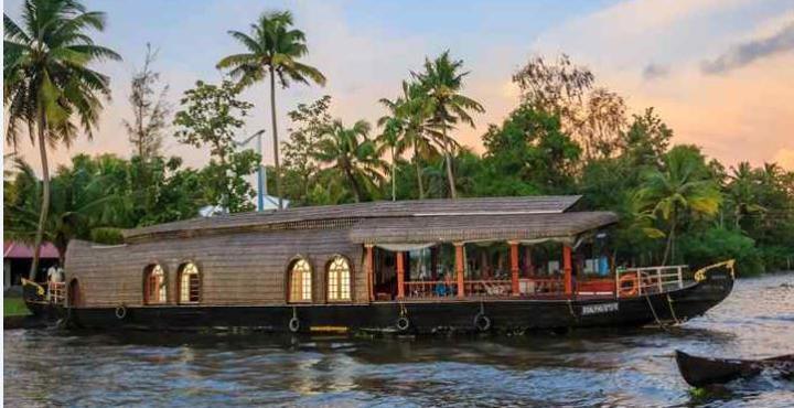 Aqua Jumbo Houseboats Kumarakom Exterior foto