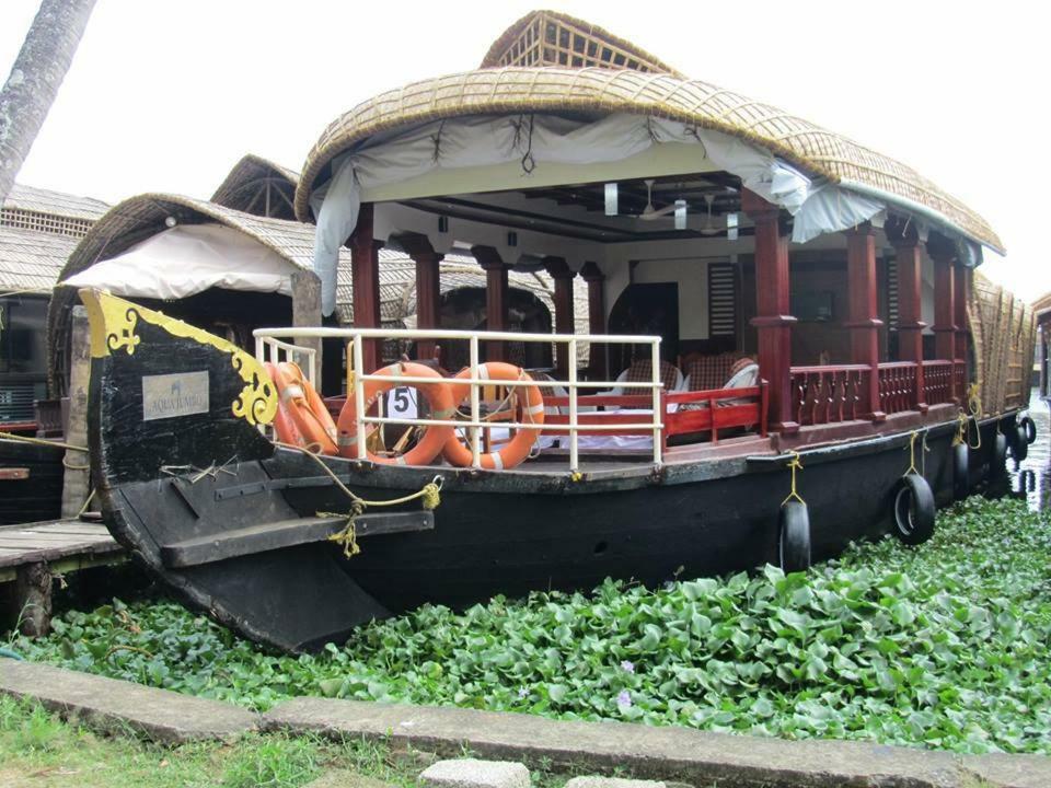 Aqua Jumbo Houseboats Kumarakom Exterior foto